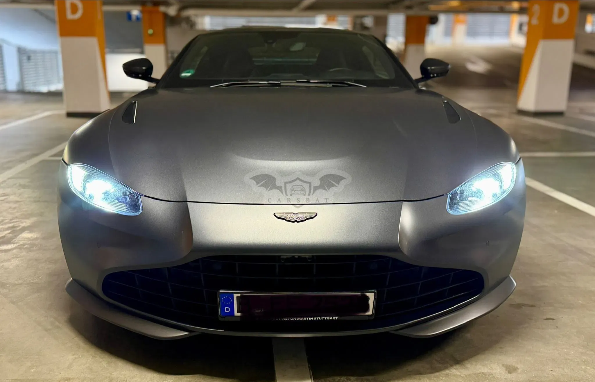 Aston Martin Vantage 2021