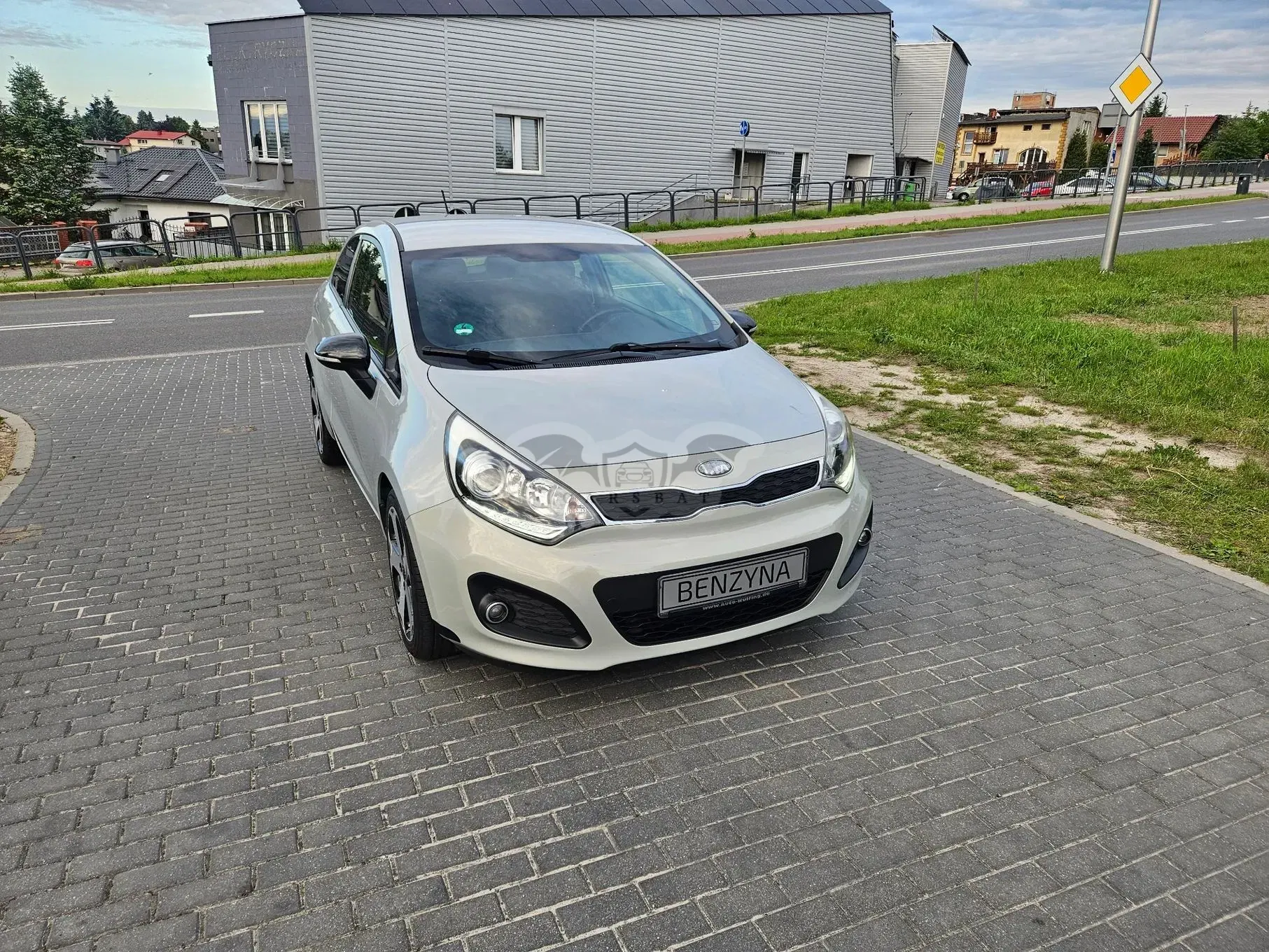 Kia Rio III (2011-) 2013