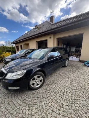 Skoda Octavia II (2004-2013) 1.6 TDI Family Plus DSG 2011