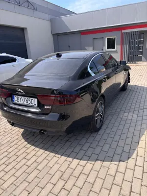 Jaguar XE 2.0 T AWD Pure 2017