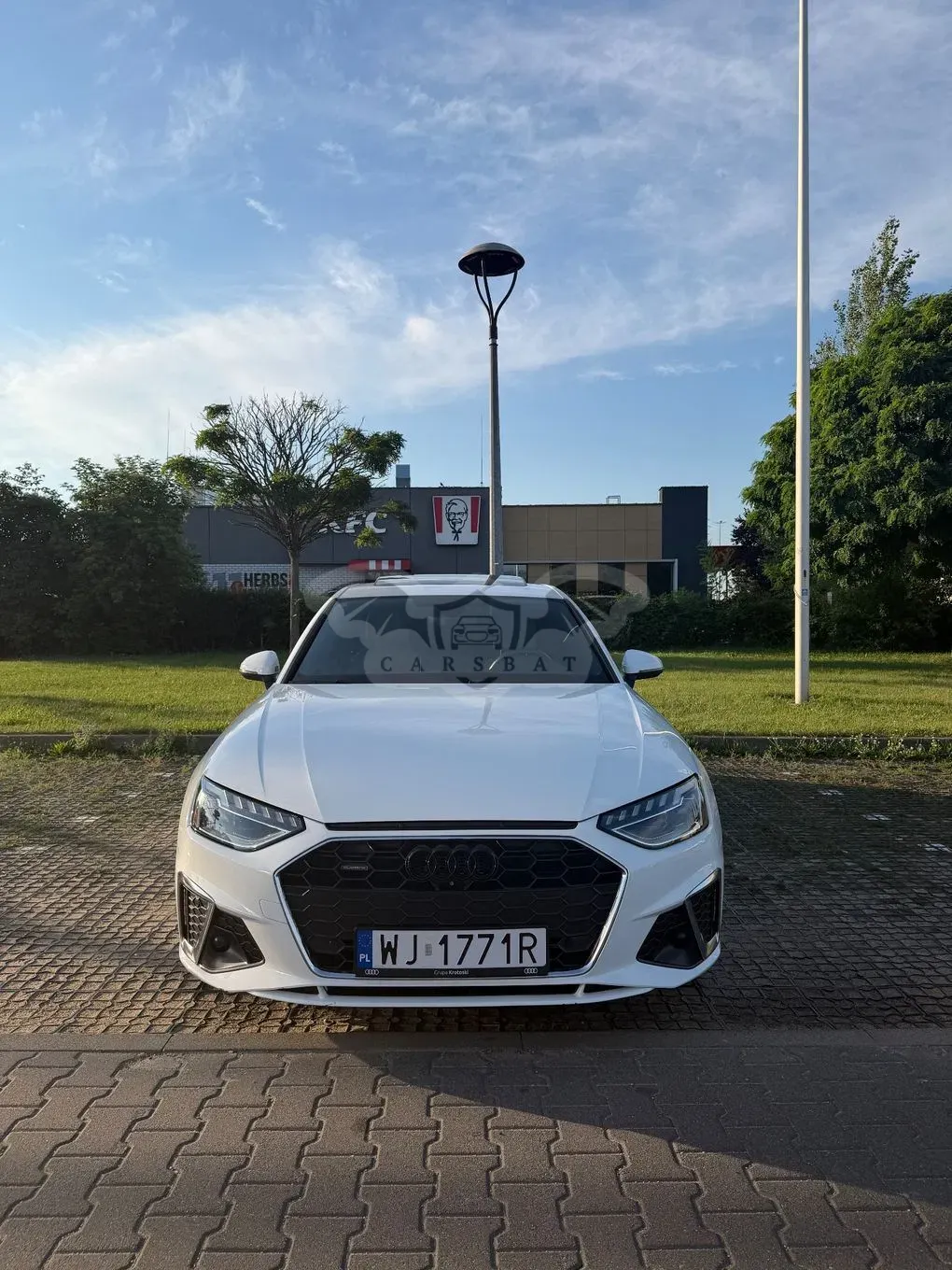 Audi A4 B9 (2015-) 45 TFSI quattro S tronic 2023