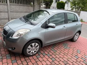 Toyota Yaris II (2005-2011) 1.0 Luna A/C 2006