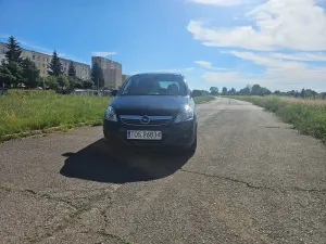 Opel Zafira B (2005-2014) 1.6 Cosmo 2012