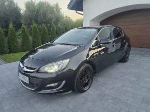Opel Astra J (2009-2019) 1.4 Turbo Edition 2014