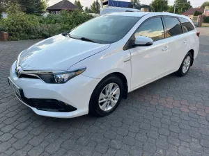 Toyota Auris II (2012-) Hybrid 135 Active 2017