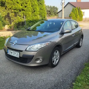 Renault Megane III (2008-2016) 1.6 16V Color Edition 2011