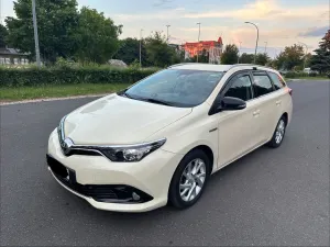 Toyota Auris II (2012-) Hybrid 135 Active 2018