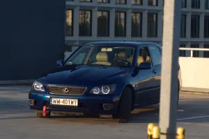 Lexus IS I (1999-2005) 200 Elegance 1999
