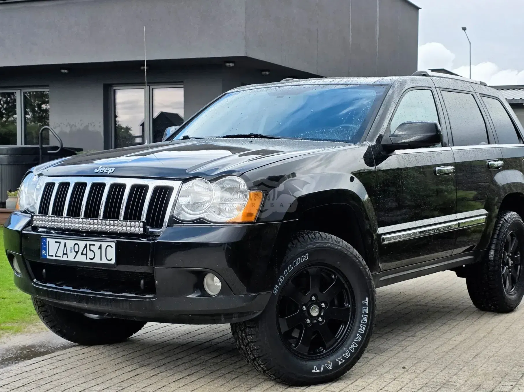 Jeep Grand Cherokee III (2005-2010) 5.7 V8 HEMI 4WD Automatik Summit 2010