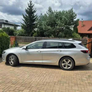 Opel Insignia B (2017-) 2.0 CDTI Edition 2017