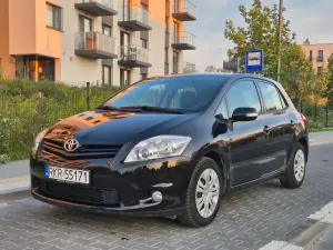 Toyota Auris I (2006-2012) 1.33 VVT-i Terra 2010