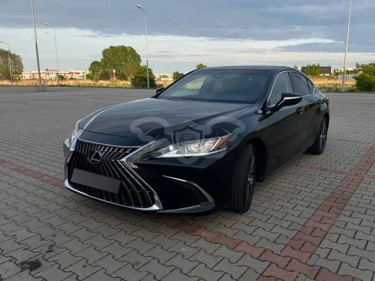 Lexus ES 2024