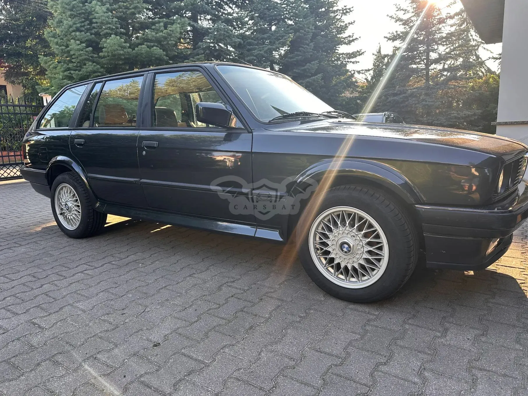 BMW 3 Series E30 (1982-1994) 325iX 1990