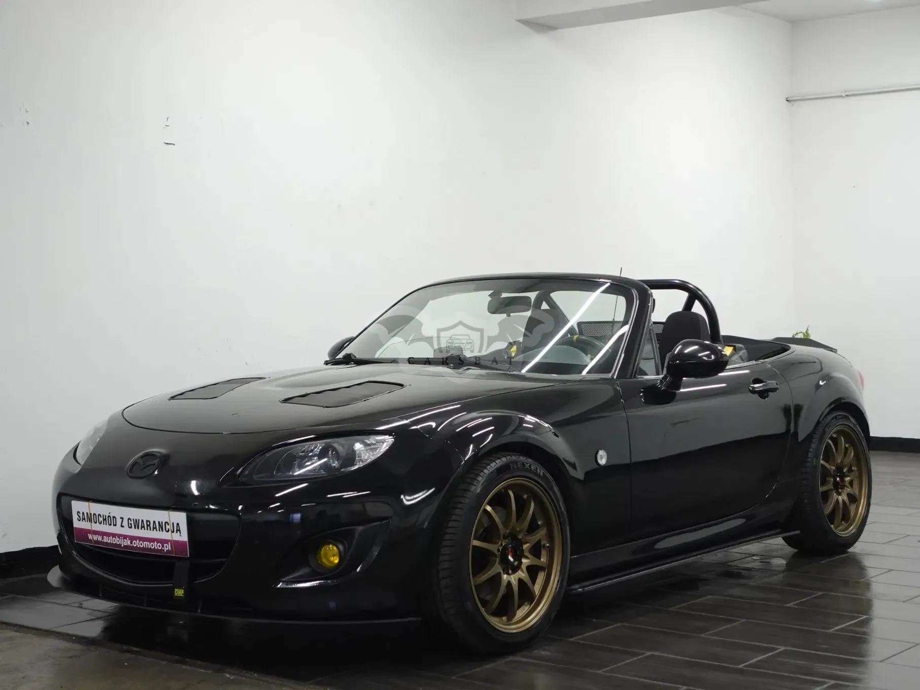 Mazda MX-5 (Miata) 2011