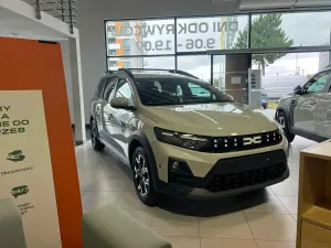 Dacia Jogger 1.8 Full Hybrid 155 Journey MMT 2025