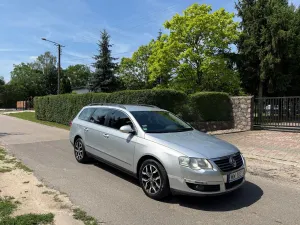 Volkswagen Passat B6 (2005-2010) 2.0 TDI DPF BlueMotion Technology Comfortline 2010