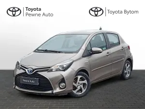 Toyota Yaris III (2011-2019) Hybrid 100 Premium 2015