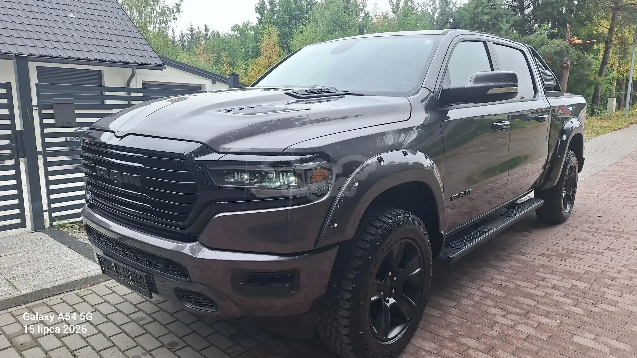 RAM 1500 5.7 Crew Cab Bighorn 2020