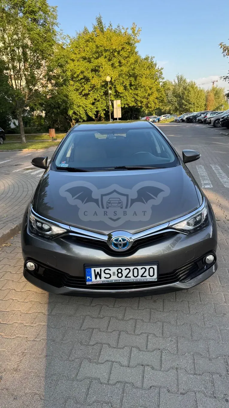 Toyota Auris II (2012-) Hybrid 135 Comfort 2016