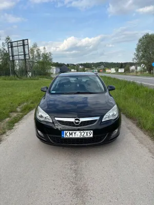 Opel Astra J (2009-2019) 1.4 T Cosmo 2011
