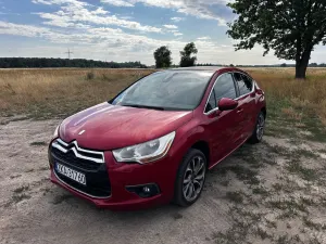 Citroën DS4 1.6 HDi Chic 2013