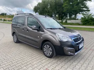 Peugeot Partner II (2008-2019) BlueHDi 120 Stop&Start Outdoor 2015