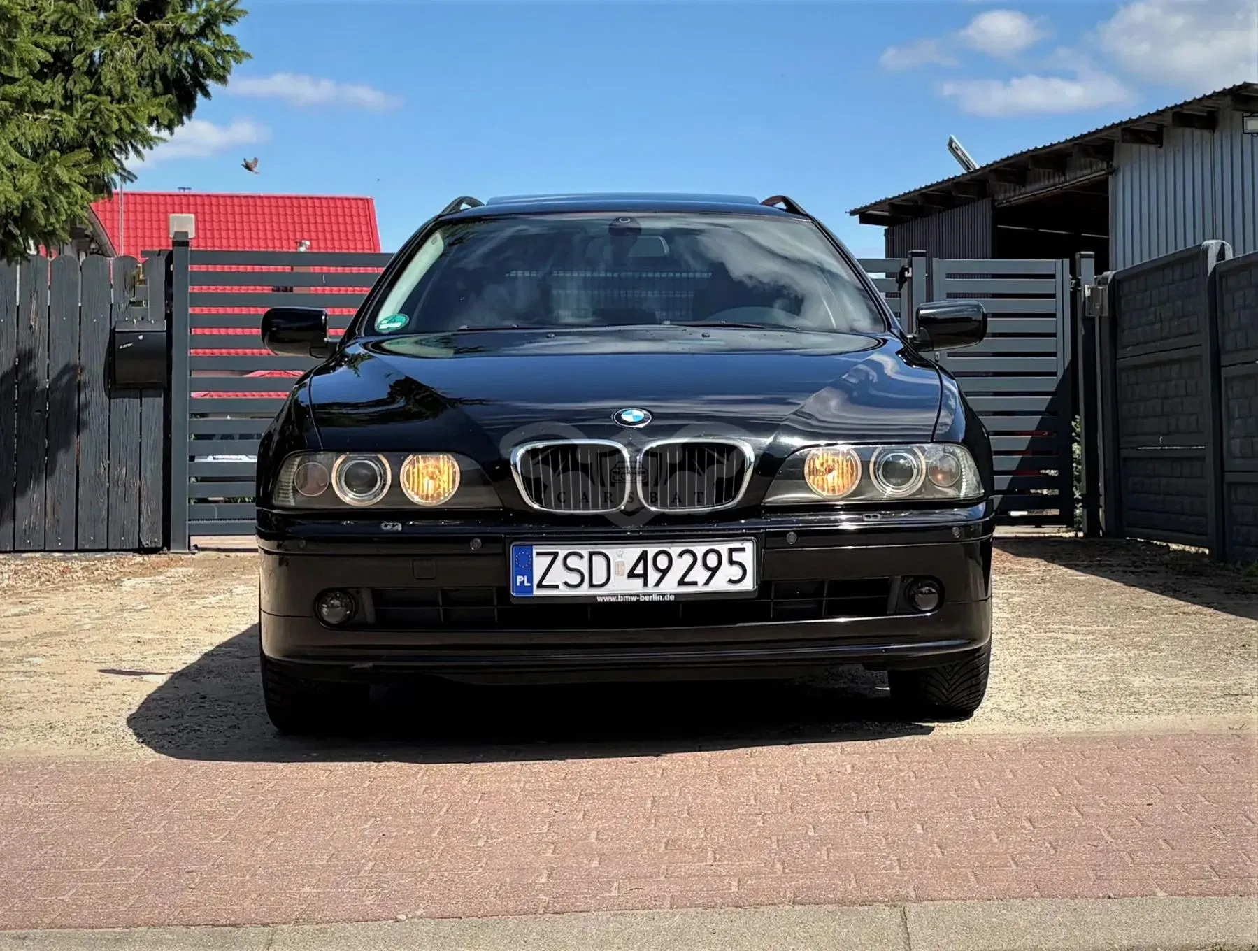 BMW 5 Series E39 (1996-2003) 520i Touring 2001
