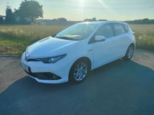 Toyota Auris II (2012-) 2015
