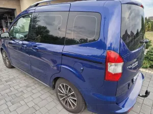 Ford Tourneo Courier 1.5 TDCi Trend 2015