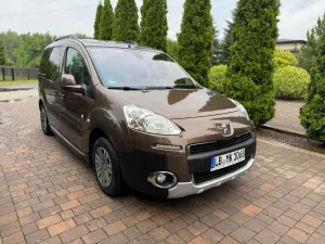 Peugeot Partner II (2008-2019) HDi FAP 115 Family 2013