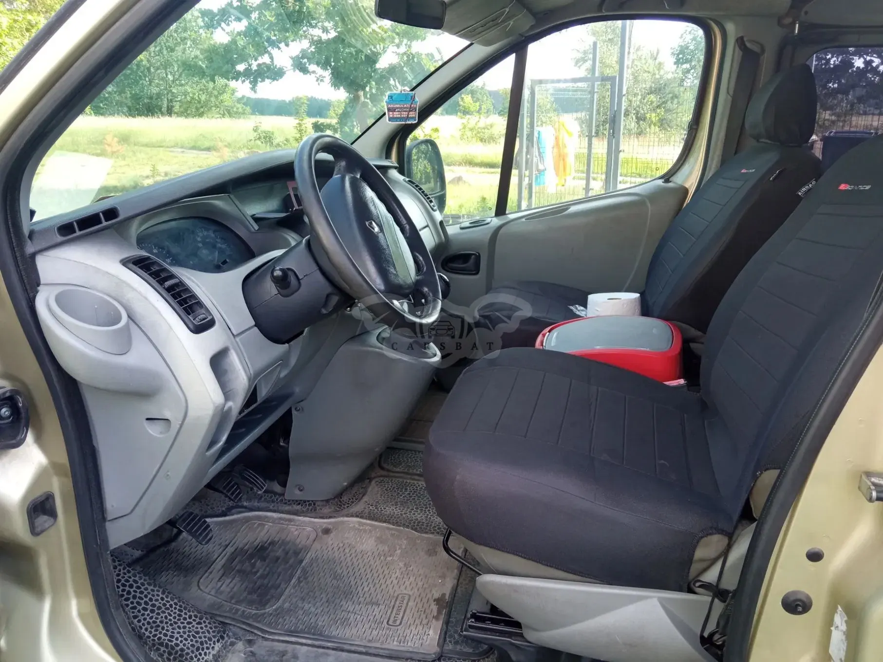 Renault Trafic II (2001-2014) L2H1 2005