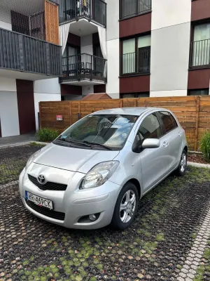 Toyota Yaris II (2005-2011) 1.33 Sol 2010