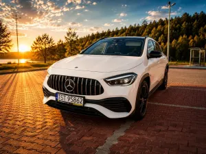 Mercedes-Benz GLA 250 4-Matic AMG Line 2022