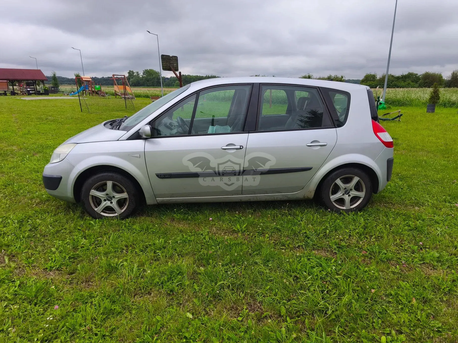 Renault Scenic II (2003-2009) 1.6 16V Confort Privilege 2005