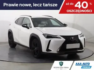Lexus UX 2022