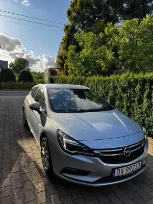 Opel Astra K (2015-2021) 1.6 CDTI Cosmo 2016