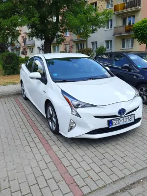 Toyota Prius IV (2015-2023) 1.8 Hybrid Prestige 2016