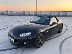 Mazda MX-5 (Miata) 2011