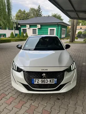 Peugeot 208 II (2019-) PureTech 130 EAT8 GT 2021
