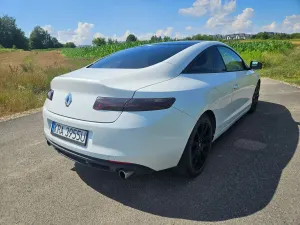Renault Laguna III (2007-) 2.0 dCi Monaco GP2 2011