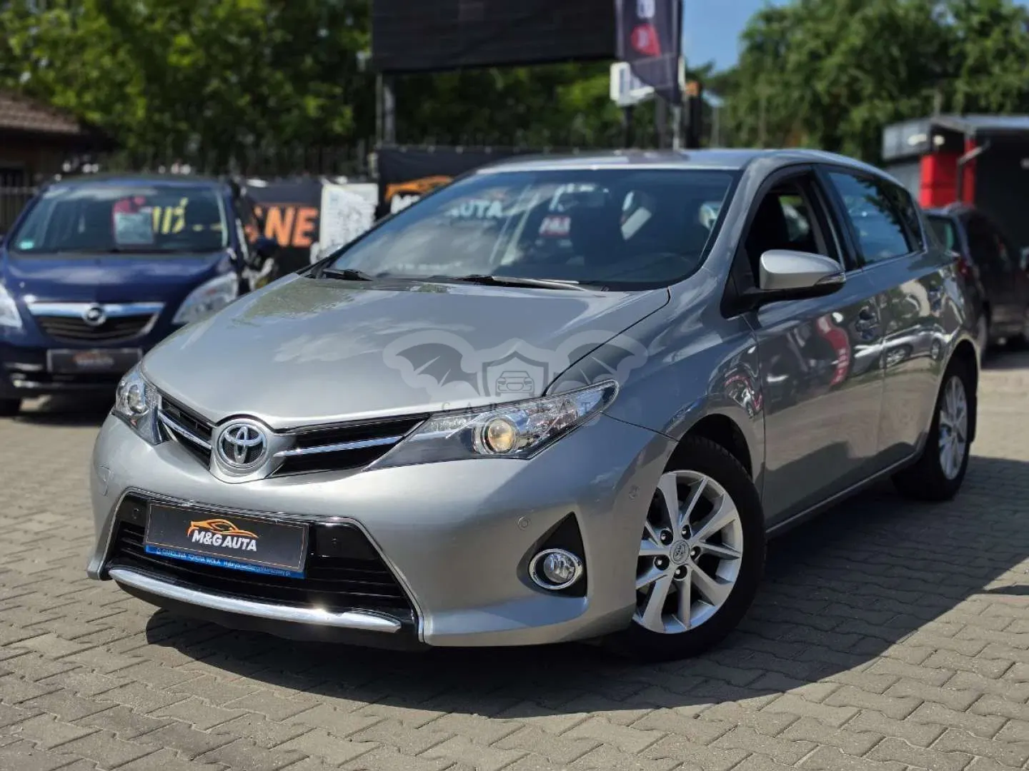 Toyota Auris II (2012-) 2012