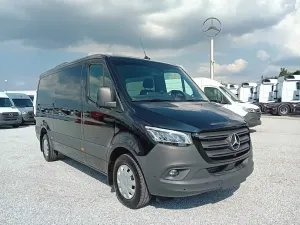 Mercedes-Benz Sprinter III (2006-) Standard SELECT 9G-Tronic 907.233 2026