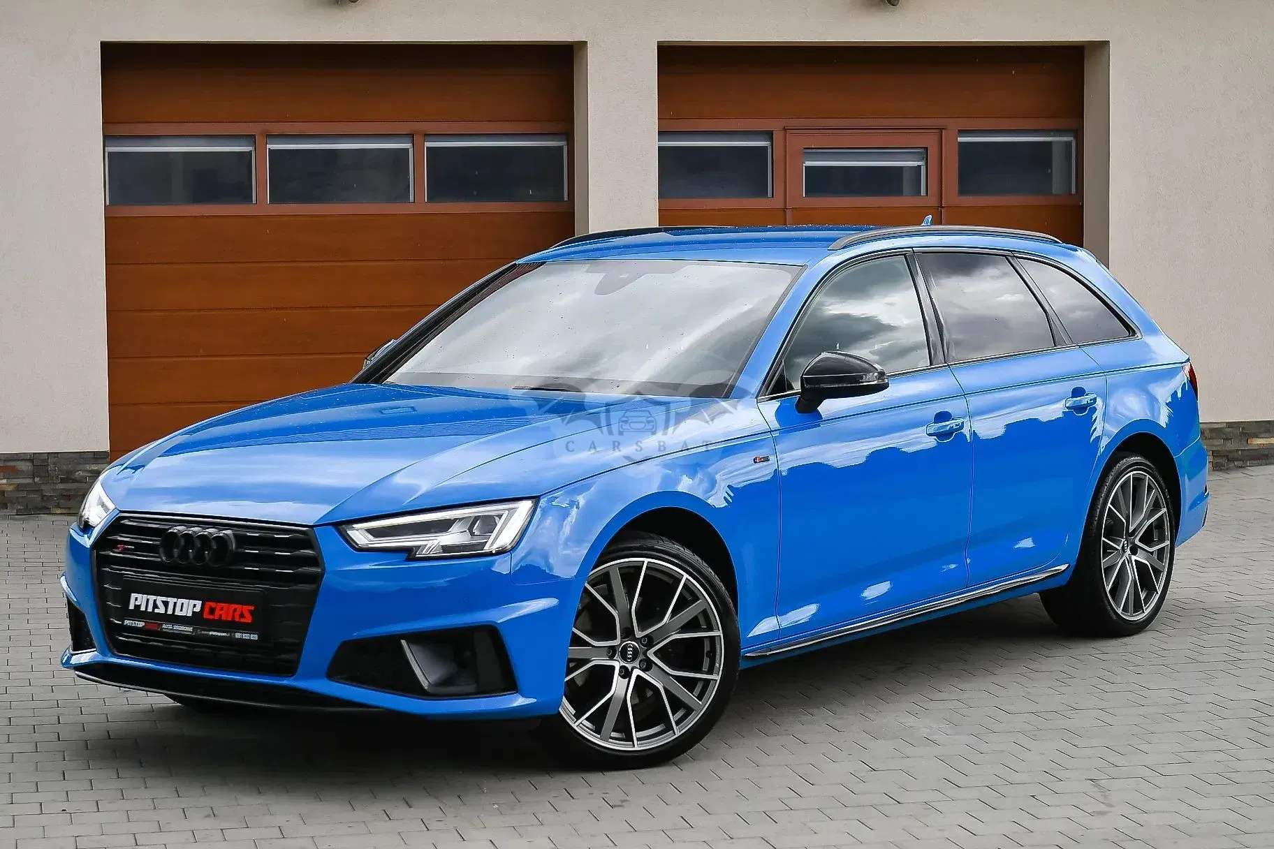 Audi A4 B9 (2015-) 40 g-tron S tronic S line 2019
