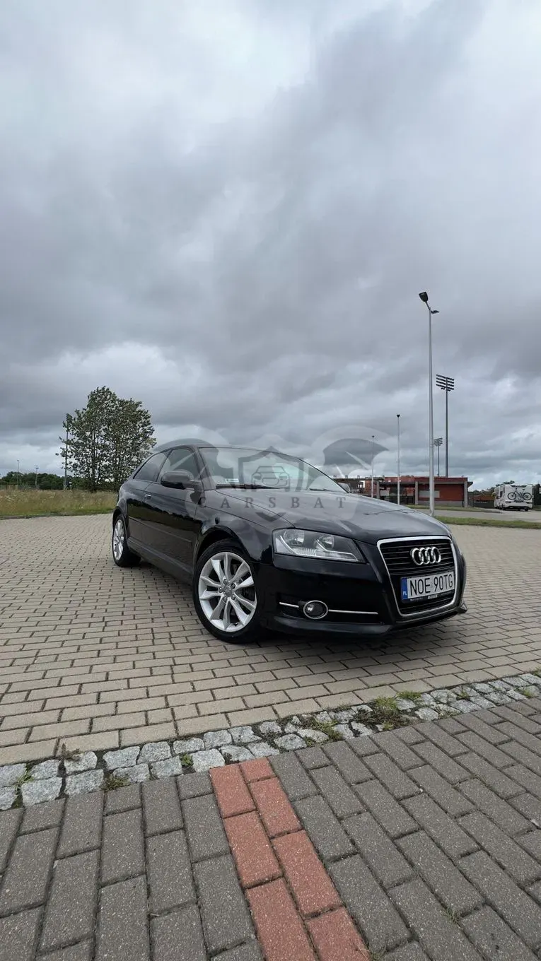 Audi A3 8P (2003-2012) 2.0 TDI DPF (DSG) S tronic Ambiente 2011