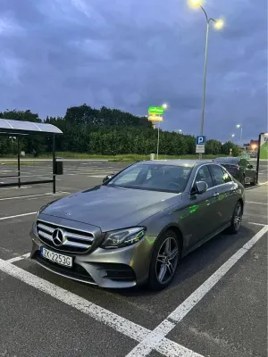 Mercedes-Benz E W213 (2016-2023) 220 d 4-Matic AMG 2019