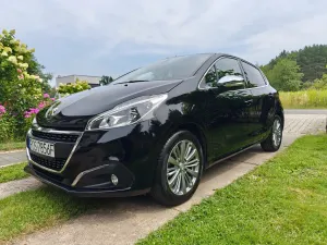 Peugeot 208 I (2012-2019) 1.2 PureTech Allure S&S EAT6 2019