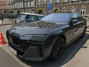 BMW 7 Series G70 (2022-) 740d xDrive mHEV M Sport sport 2023