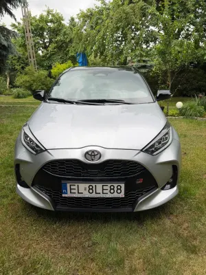 Toyota Yaris IV (2020-) Hybrid 1.5 GR Sport 2024