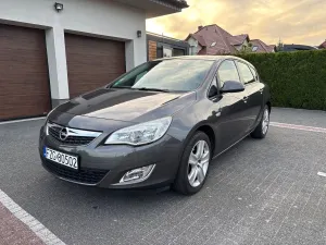 Opel Astra J (2009-2019) 1.4 T Cosmo 2010