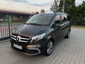 Mercedes-Benz V II (2014-) 300 d Avantgarde 9G-Tronic (d³ugi) 2022